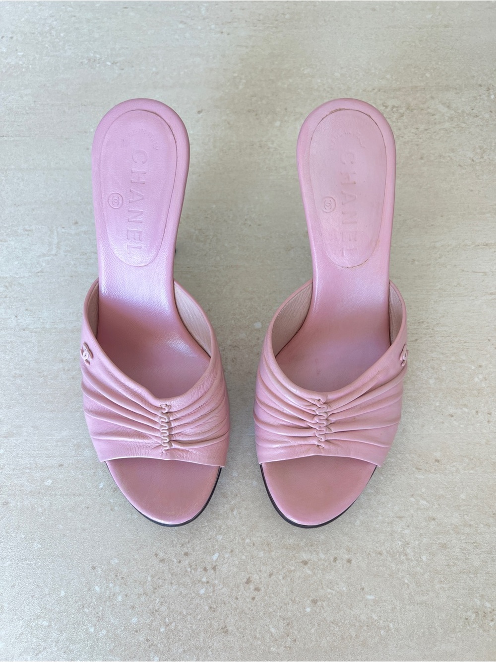 CHANEL Pink Ruched Leather Open-Toe Slide Mules